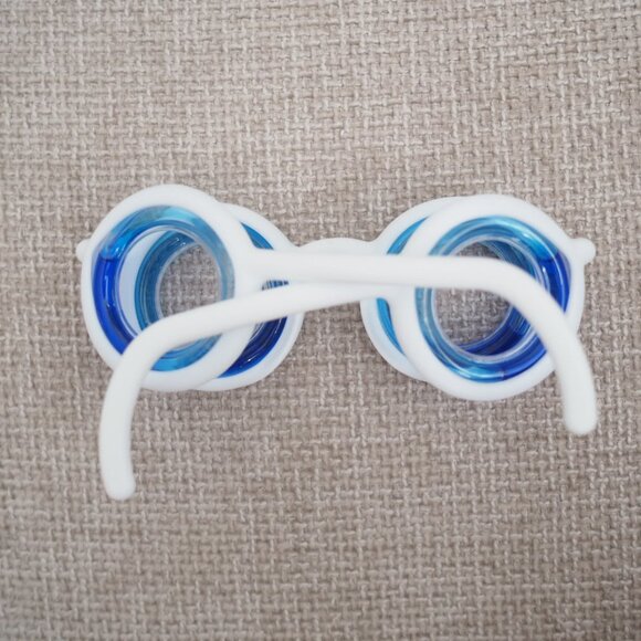 Neoism Motion Sickness Glasses - White and Blue Size Medium Like New - Picture 8 of 8